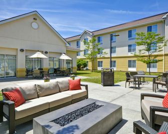 Homewood Suites by Hilton Ithaca - Ithaca - Patio