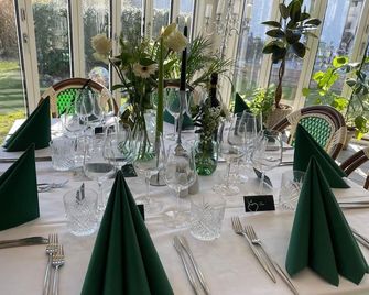 Dolphin Hotel Herning - Herning - Sala de estar