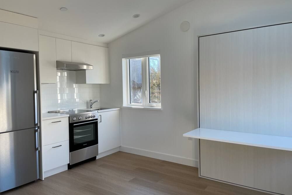 Luxury Laneway minutes to the beach - ונקובר - מטבח