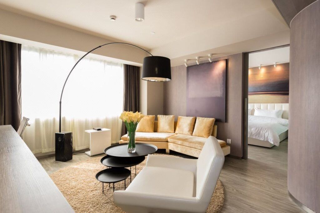 جين جيانج ميتروبولو هوا تينج جيست هاوس - شنغهاي - غرفة معيشة