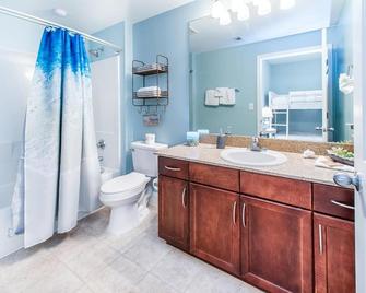Laketown Wharf 1403 - Panama City Beach - Baño