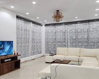 Traveler's Guest House - Antananarivo - Sala de estar