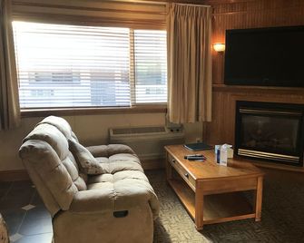 Uptown Motel Kenai - Kenai - Sala de estar