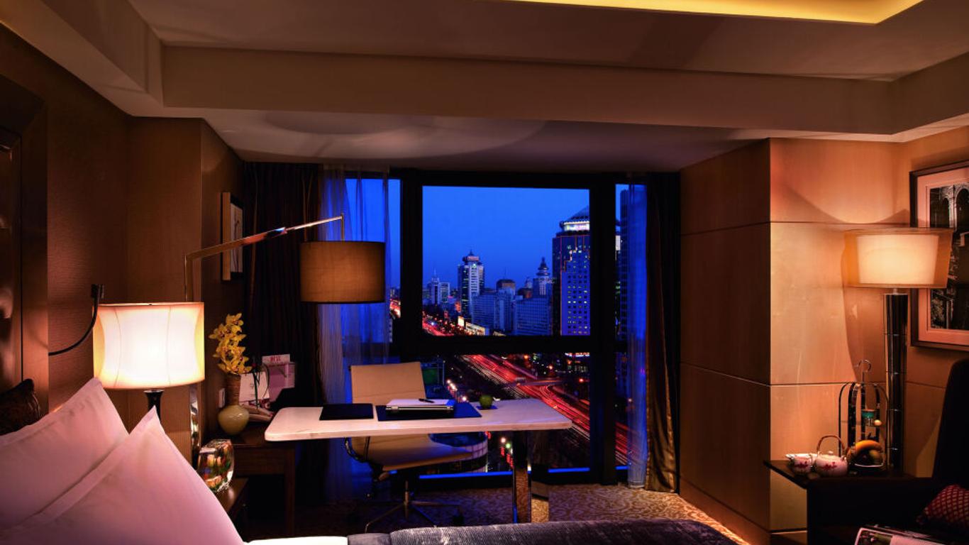 Yanjing Hotel