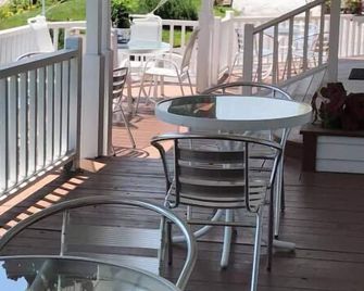 Mount Battie Inn - Lincolnville - Balkón