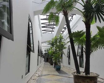 IU Hotel Tianjin Fumin Qiao Branch - Tianjin