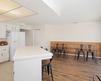 901 Front St in Grover Beach - Grover Beach - Dining room