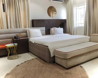 C apartment - Abuja - Habitación