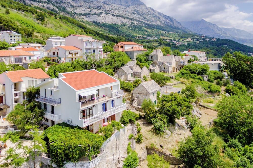 Villa Kosa - Brela