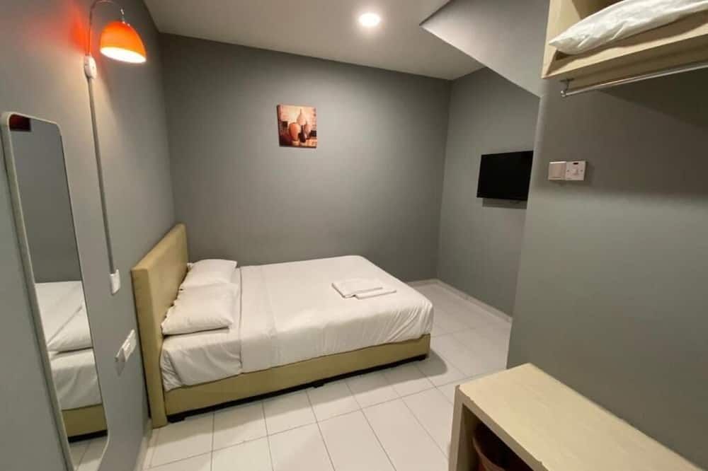 د إس هوتل إيبوه