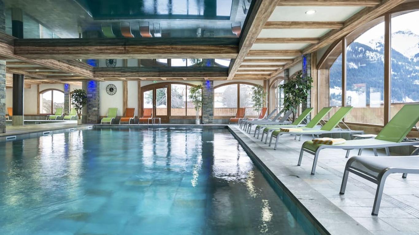 سي جي آيتش رزيدنس أوند سبا لي شاليه دونجيل