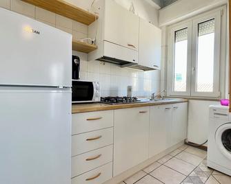 Bilocale vicinissimo mare - La casa del Bagnino - Cattolica - Cocina