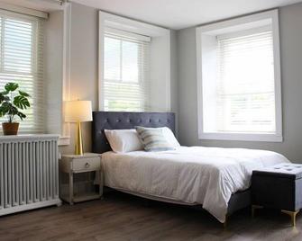The National Hotel - Frenchtown - Slaapkamer