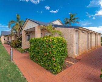 Comfort Inn & Suites Karratha - Каррата - Будівля