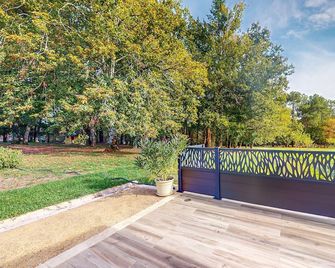 4 Bedroom Amazing Home In Sanilhac - Boulazac-Isle-Manoire - Outdoors view