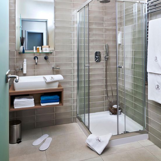 Bathroom view of Hotel Central Basilica