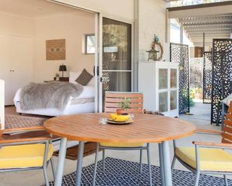 Gartelmann Studio at Gartelmanns Wines - Rothbury - Balcony