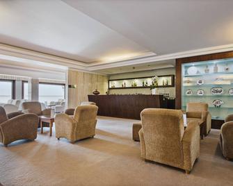 Sao Felix Hotel Hillside and Nature - Laundos - Lounge