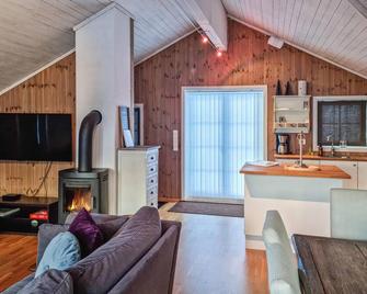 Beautiful home in Hovden i Setesdal - Bykle