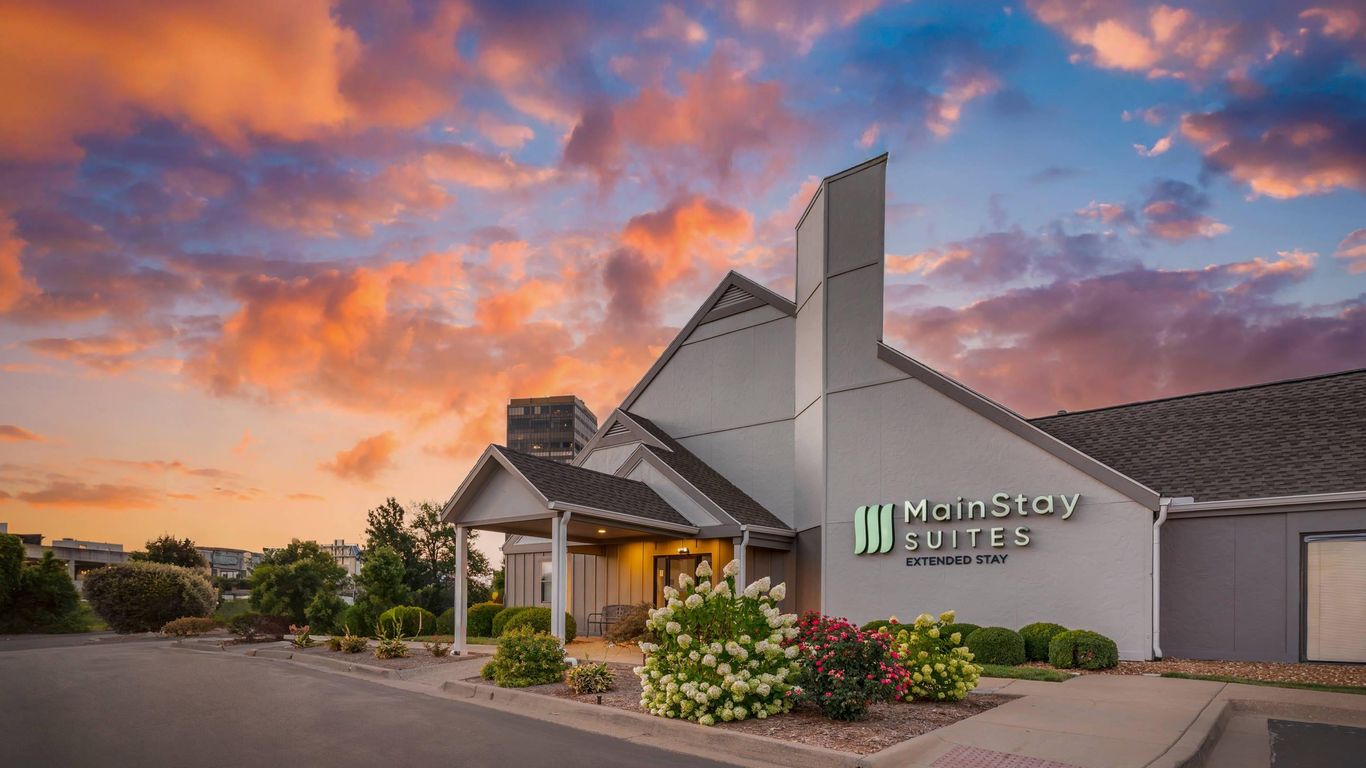 MainStay Suites St. Louis - Galleria