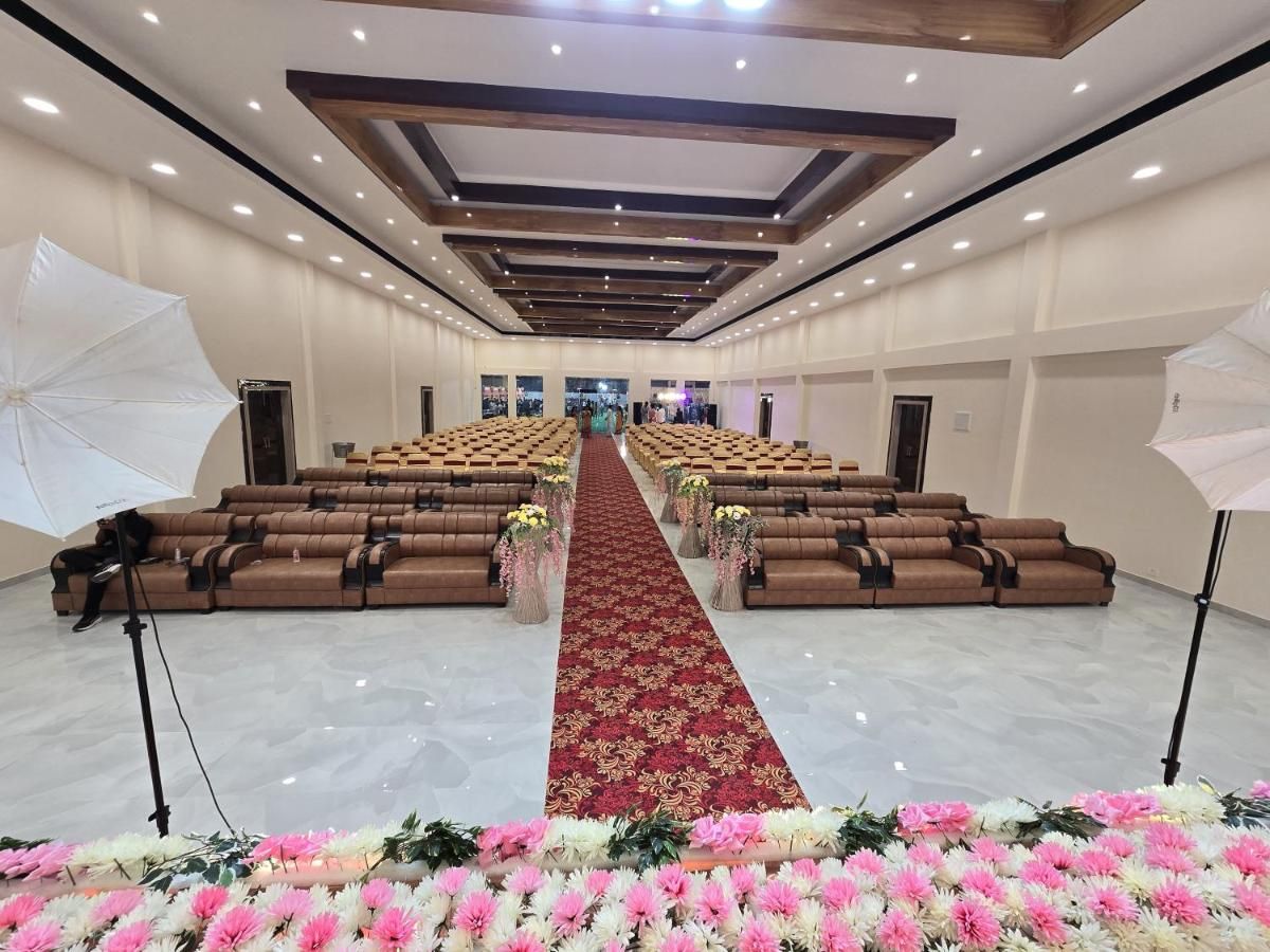 The Elegance Resort thumbnail 3