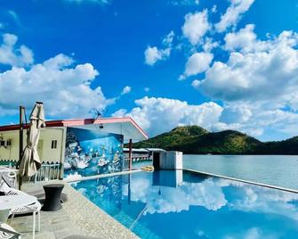 Coron Underwater Garden Resort - Coron - Pool