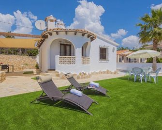 Villa Neus - Plusholidays - Calp - Patio