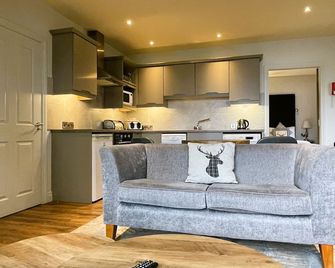 Lusty Beg Island - Aghnablaney - Kitchen