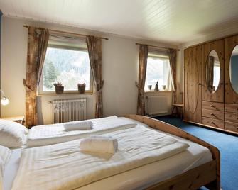 Sportland Inn - Kals am Grossglockner - Bedroom