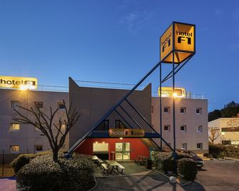 hotelF1 Nice Villeneuve-Loubet - Villeneuve-Loubet - Edificio