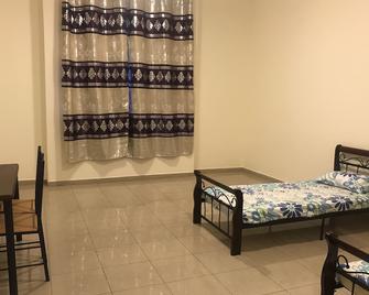 Angel Homes Air B&b 4 A Perfect Memory - Ajman - Bedroom