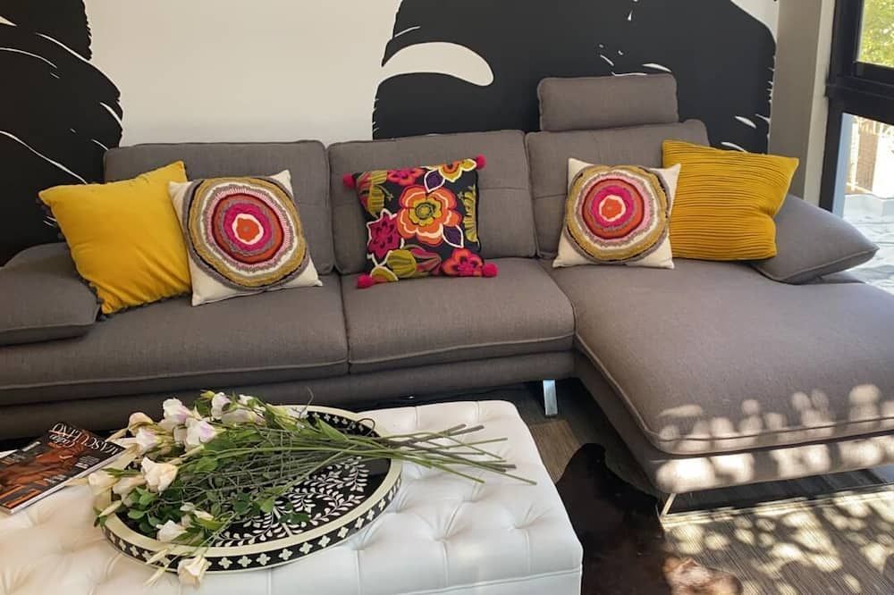 New Industrial Loft Boho Chic style decorated+wifi - סנטו דומינגו - סלון