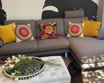 New Industrial Loft Boho Chic style decorated+wifi - סנטו דומינגו - סלון