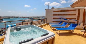 Hotel Paladini di Francia - Lampedusa - Pool