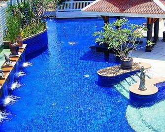 Kata Poolside Resort Sha Extra Plus - Karon - Uima-allas