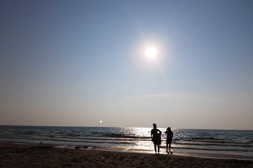 The Shores - Southampton - Strand