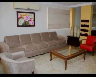 Athenas Plaza Hotel - Goiânia - Living room