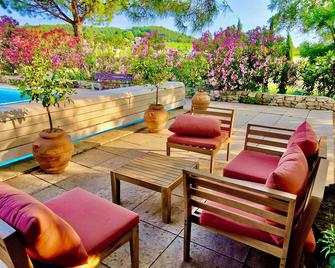 Bastide Saint-Didier - Saint-Didier - Patio