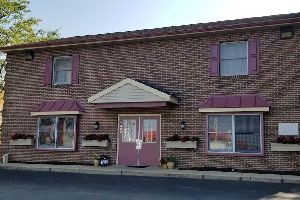 Classic Inn Lancaster