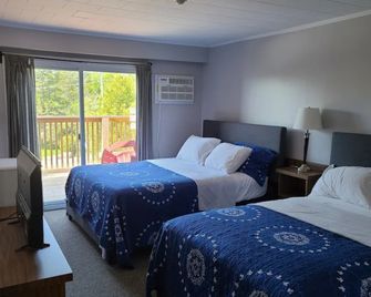 Tobermory Resort Inn & Suites - Tobermory - Bedroom