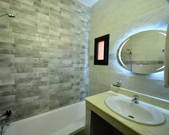 Oscar Hotel by Atlas Studios - Ouarzazate - Bathroom