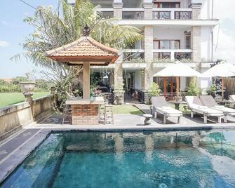 Agung Homestay Canggu - North Kuta - Piscina