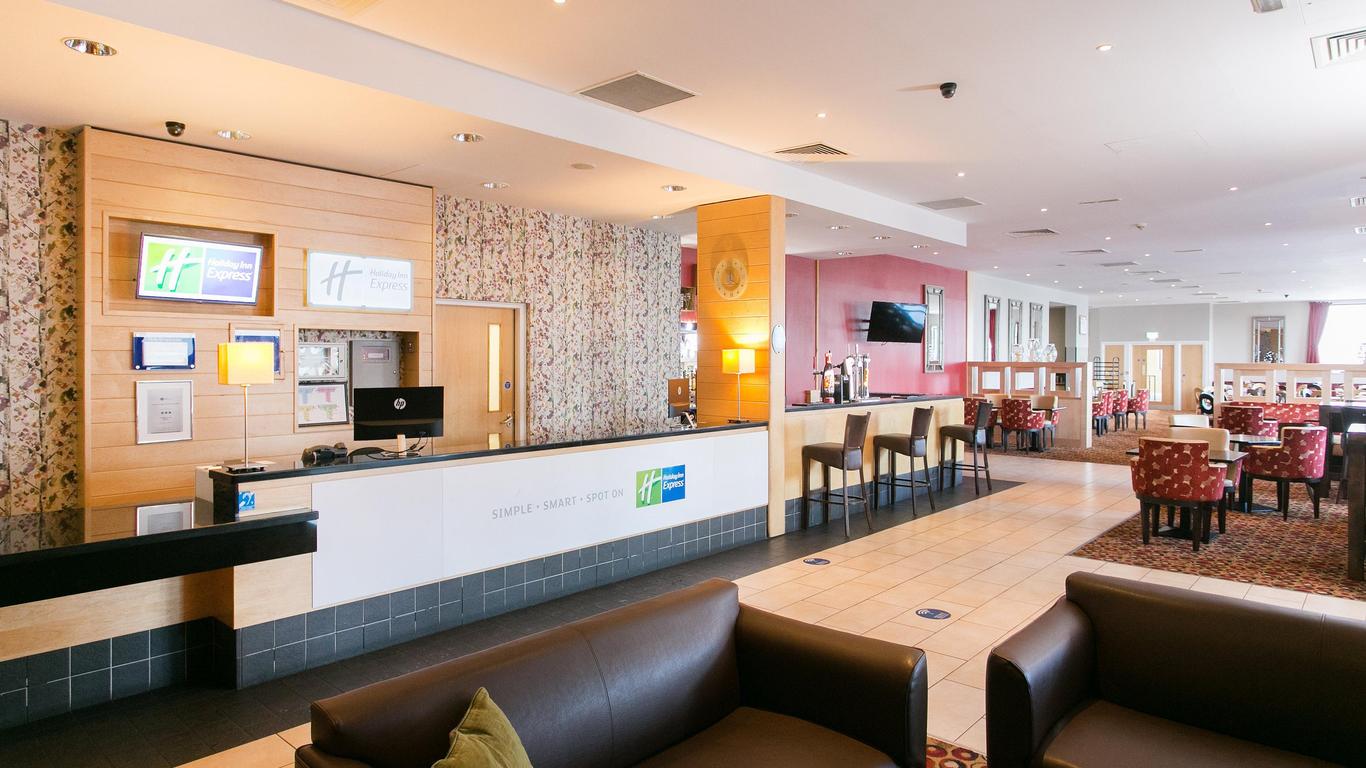 Holiday Inn Express Antrim - M2, Jct.1