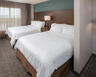 Cozy and Laptop-friendly Studio | Pool & Gym. - Centennial - Bedroom