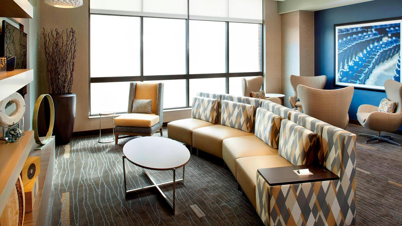 Courtyard by Marriott Akron Downtown