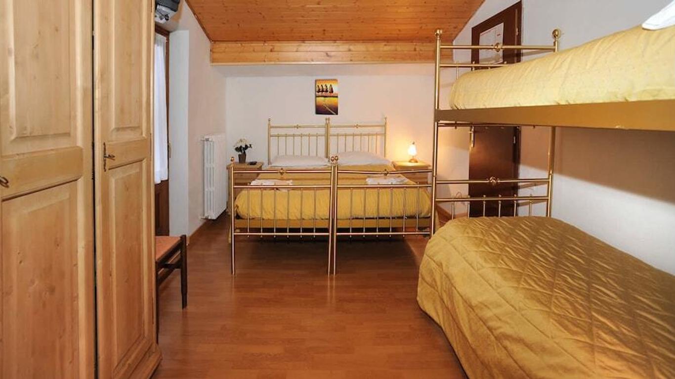 Hotel Bucaneve