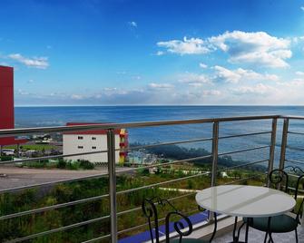 Buan Wooridle Pension - Buan - Balcón