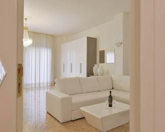 Hotel La Marina - Castellabate - Wohnzimmer