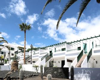 Tropicana Apartamentos - Puerto del Carmen - Building