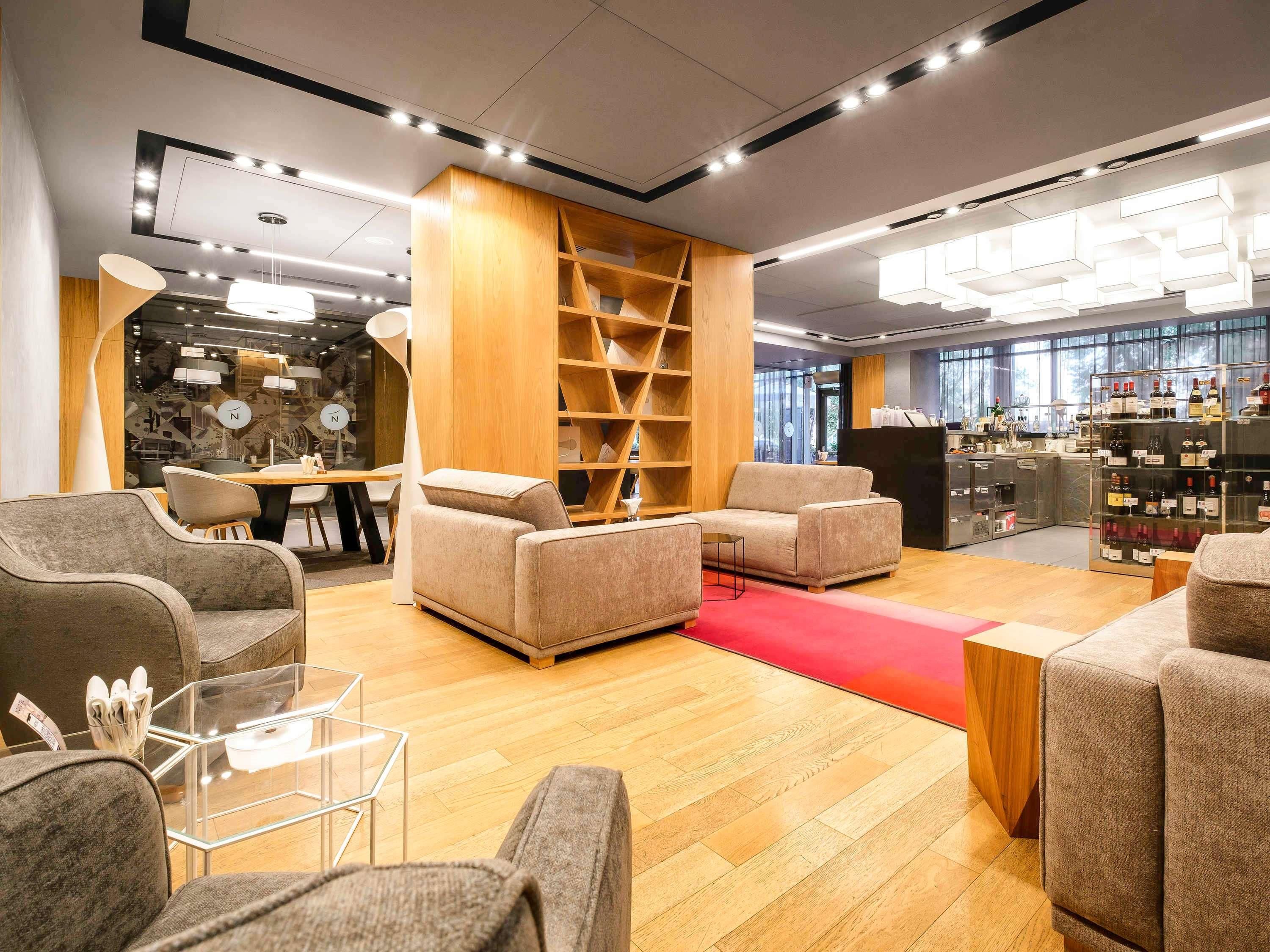 Novotel Almaty City Center - אלמאטי - טרקלין